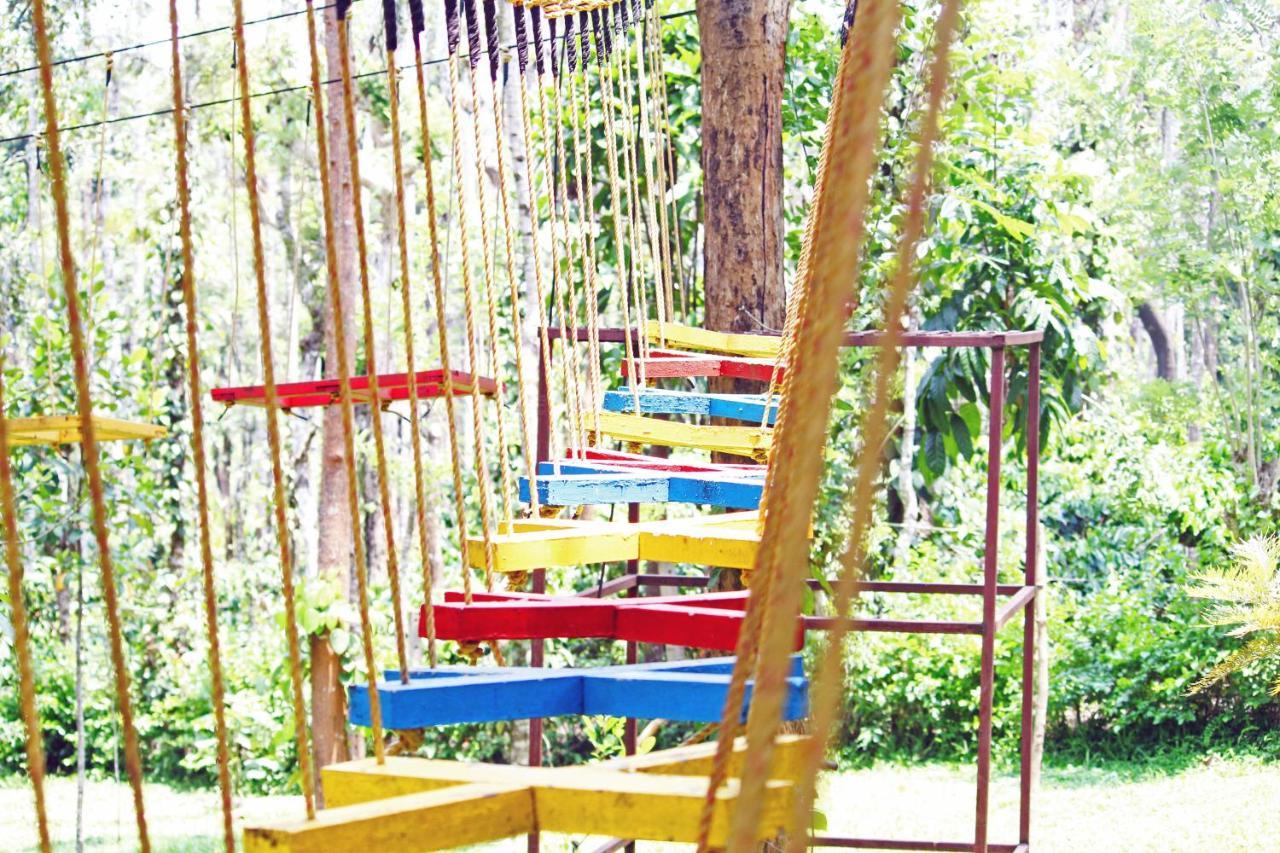 Cs County Resort Sakleshpur Exterior photo